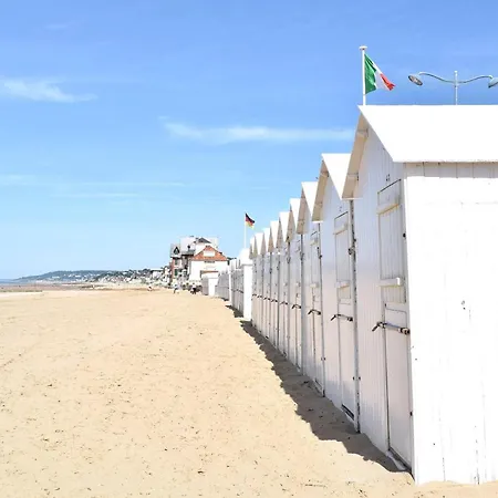 Holiday home Awesome In With Kitchen Blonville-sur-Mer