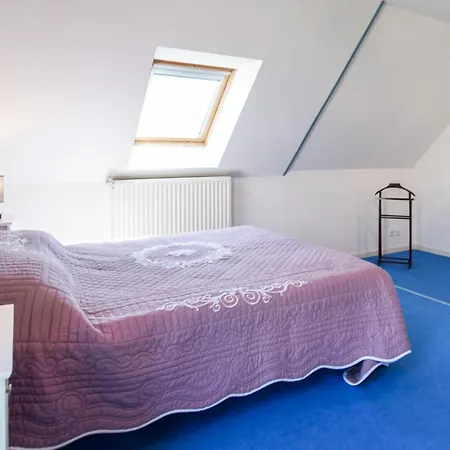 Awesome In With Kitchen Holiday home